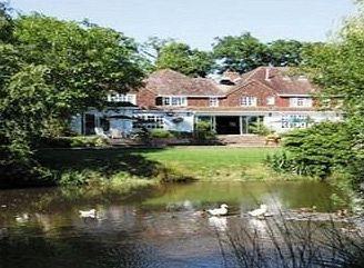 Mannings Heath Hotel Horsham Esterno foto